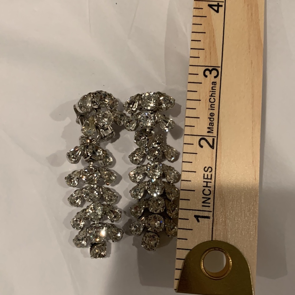 Vintage rhinestone earrings these slide on. Or call them clips - Picture 2 of 4